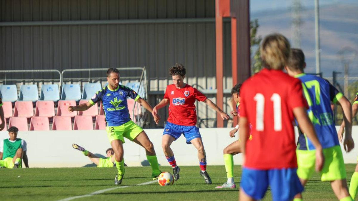El Numancia B hizo méritos para sumar los tres puntos en Aranda de Duero.