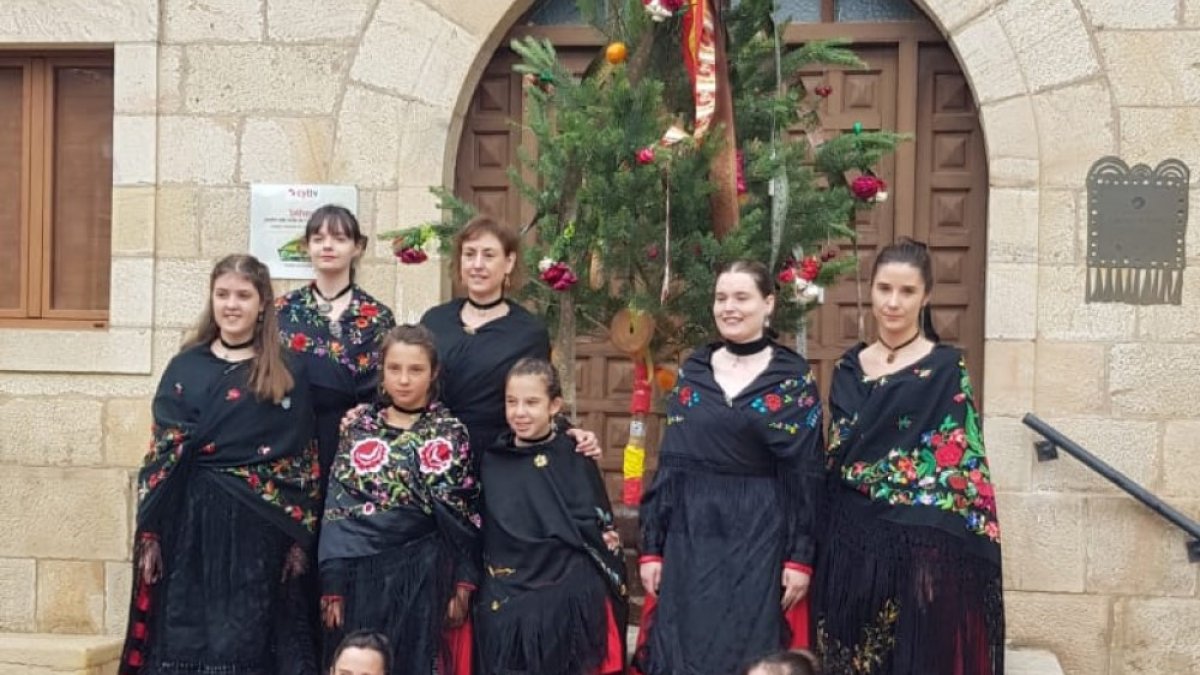 Piñorras junto al Ramo de San Juan.