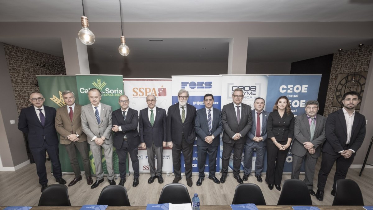 Reunión de las patronales contra la despoblación y las Cajas Rurales.