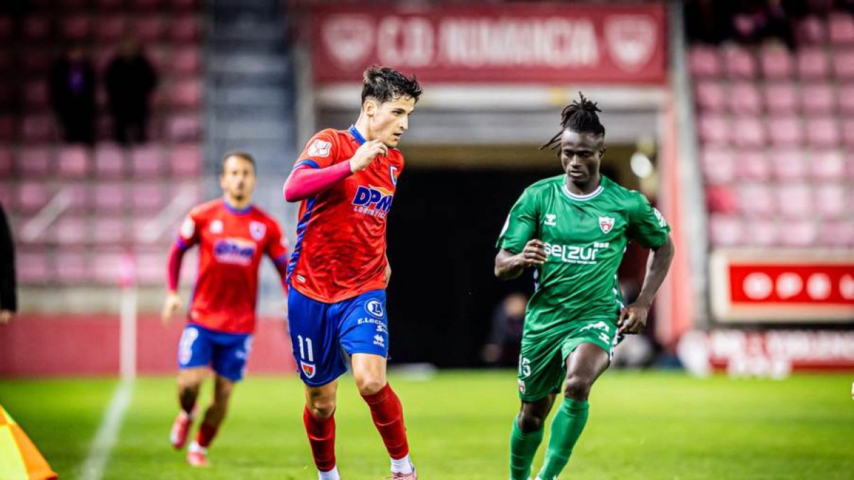 Héctor Peña en el encuentro en el que el Numancia eliminaba al Arenas en la primera ronda de la Copa del Rey.