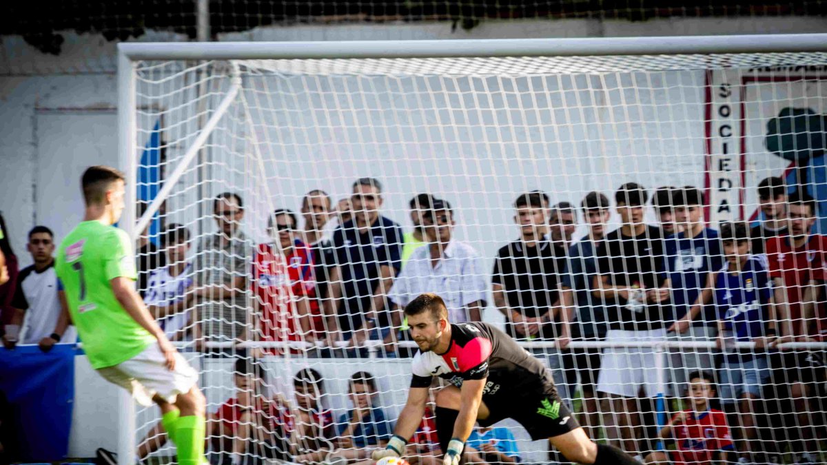 El Almazán buscará la victoria en La Arboleda para seguir con su buena dinámica de resultados.