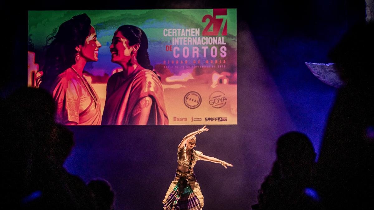 Espectáculo de danza en la apertura del Certamen de Cortos Ciudad de Soria 2025.