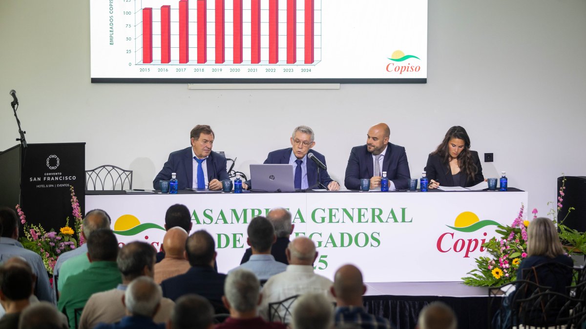 El hotel San Francisco de Soria acogió la última asamblea general de delegados de Copiso.