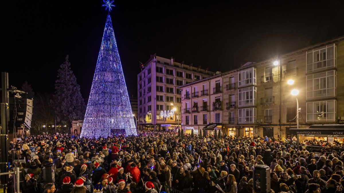 Encendido de las luces de Navidad en la pasada campaña.