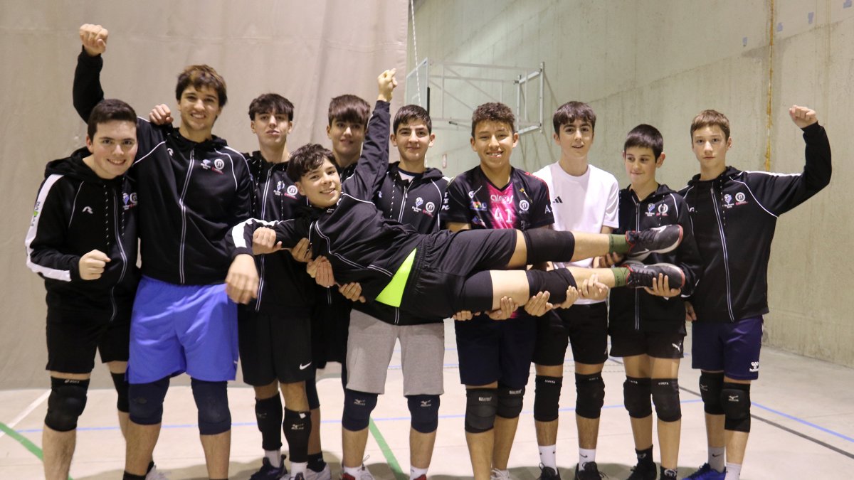 Los cadetes del Sporting Río Duero jugarán este sábado ante el Club Voleibol Palencia.