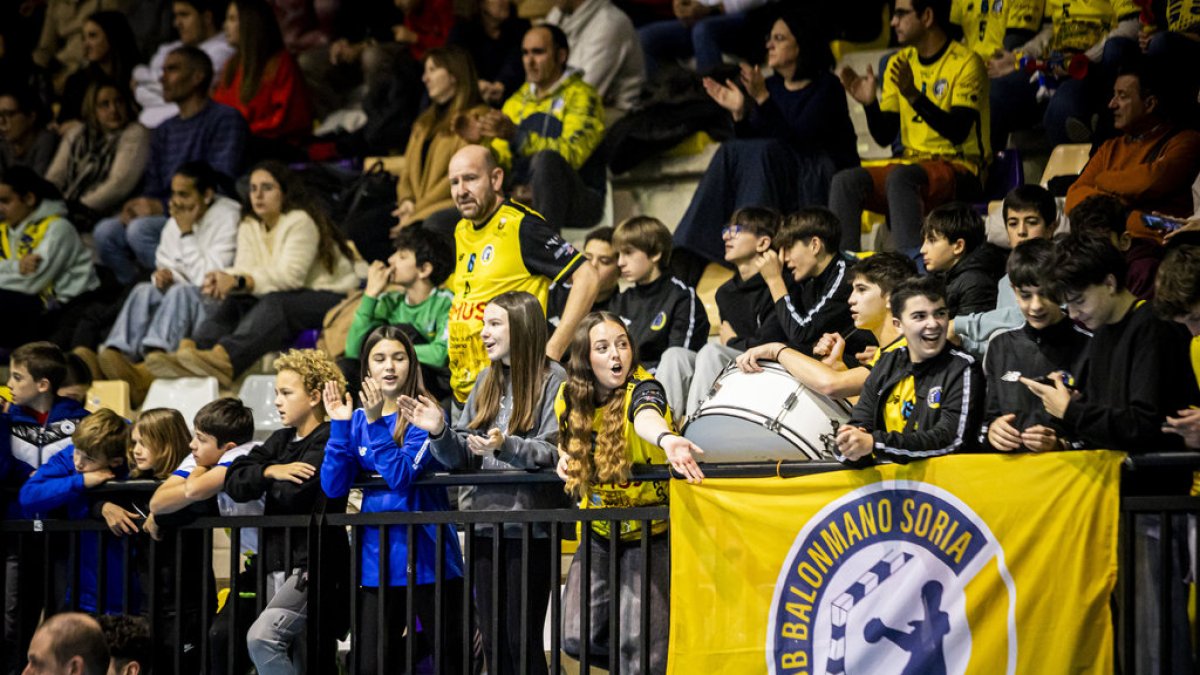 El Balonmano Soria pide el apoyo de su afición para ganar la final anticipada ante Oviedo