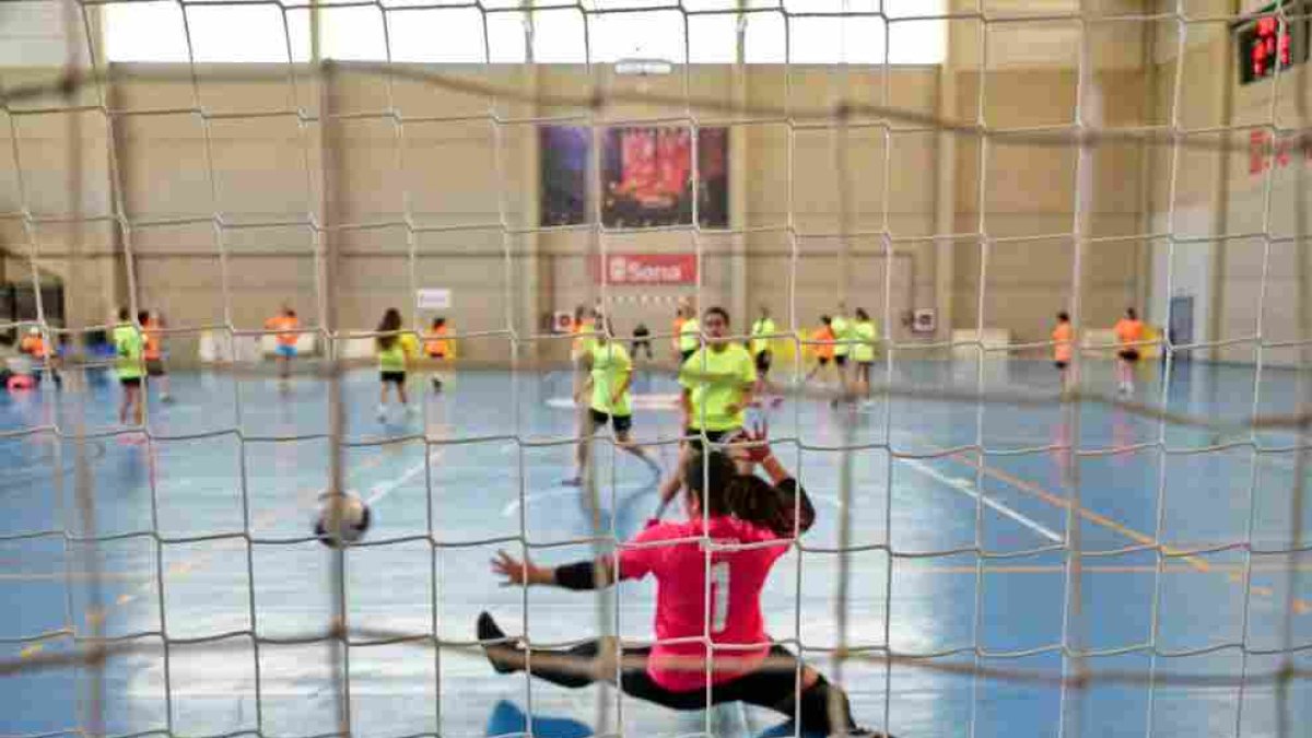 El torneo navideño de fútbol sala es un clásico en el invierno soriano.