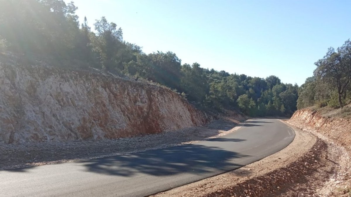 Imagen de archivo de obras en una carretera provincial.