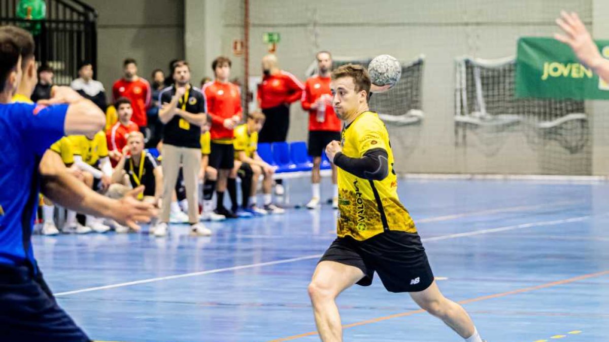 El Balonmano Soria está obligado a ganar en Zaragoza este sábado.