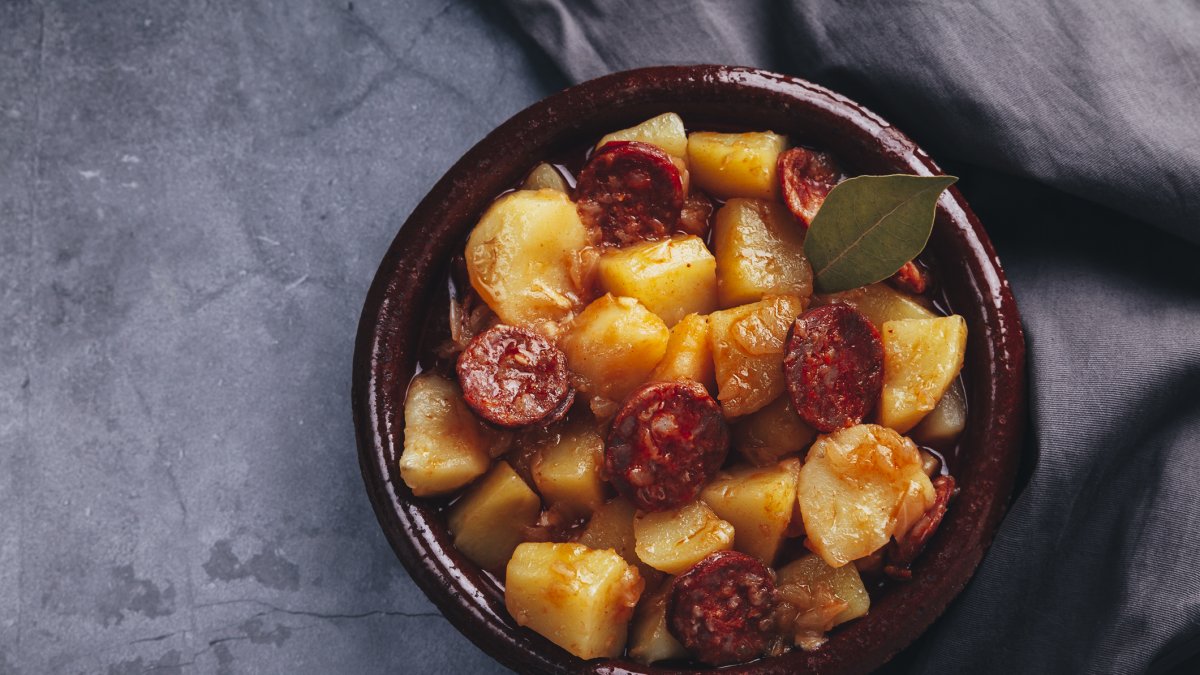 patatas con chorizo