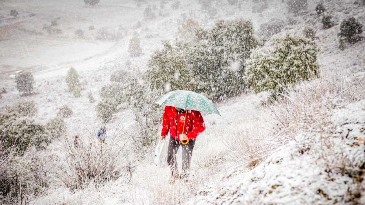 Complicaciones en la carretera y paseos pisando nieve hace menos de dos semanas.