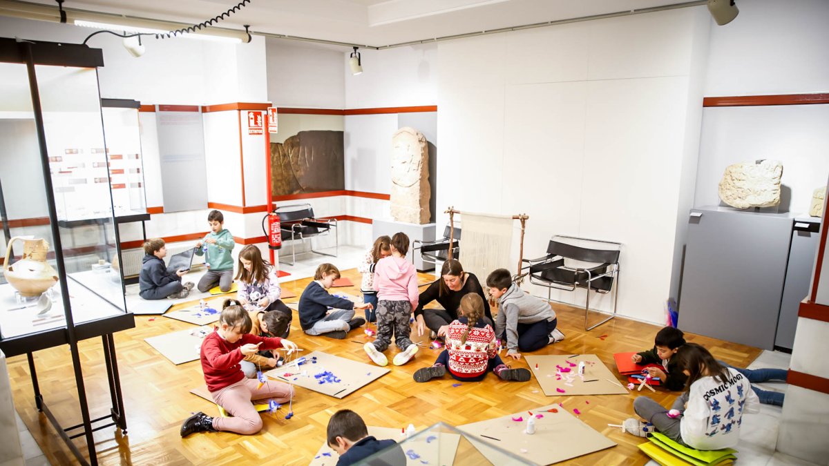 Un taller infantil en el Museo Numantino