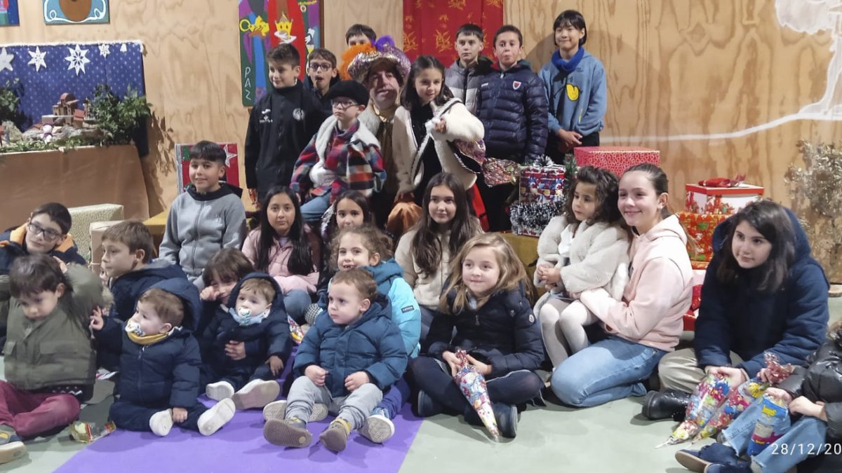 Los niños llenaron de ilusión el recinto