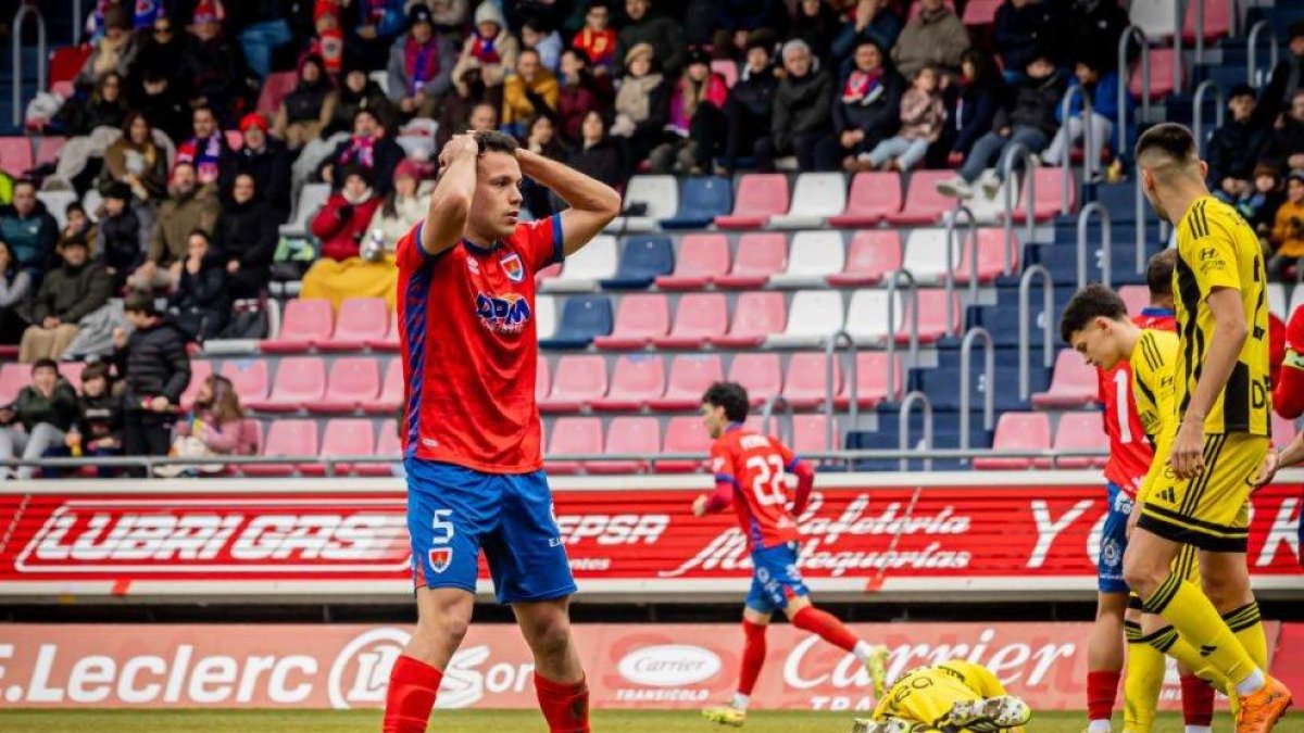 El Numancia ha completado una mala primera vuelta, muy lejos del ascenso directo y fuera del play off.