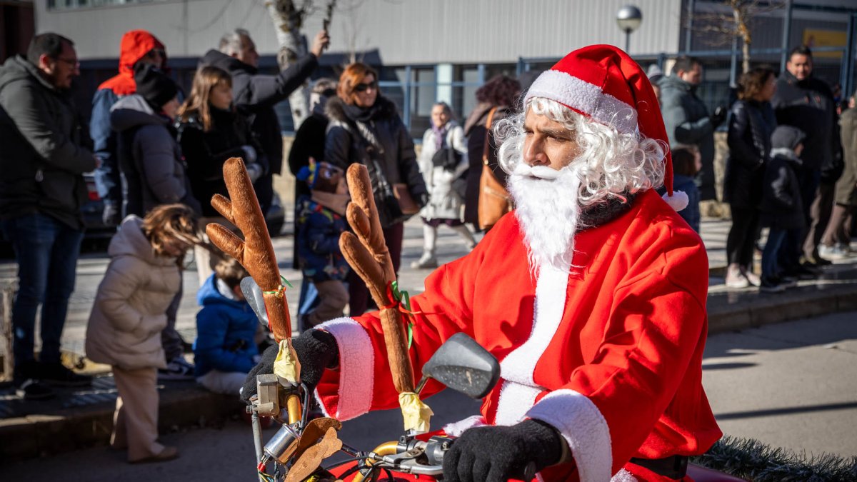 Alegre recorrido de los Reyes Magos.