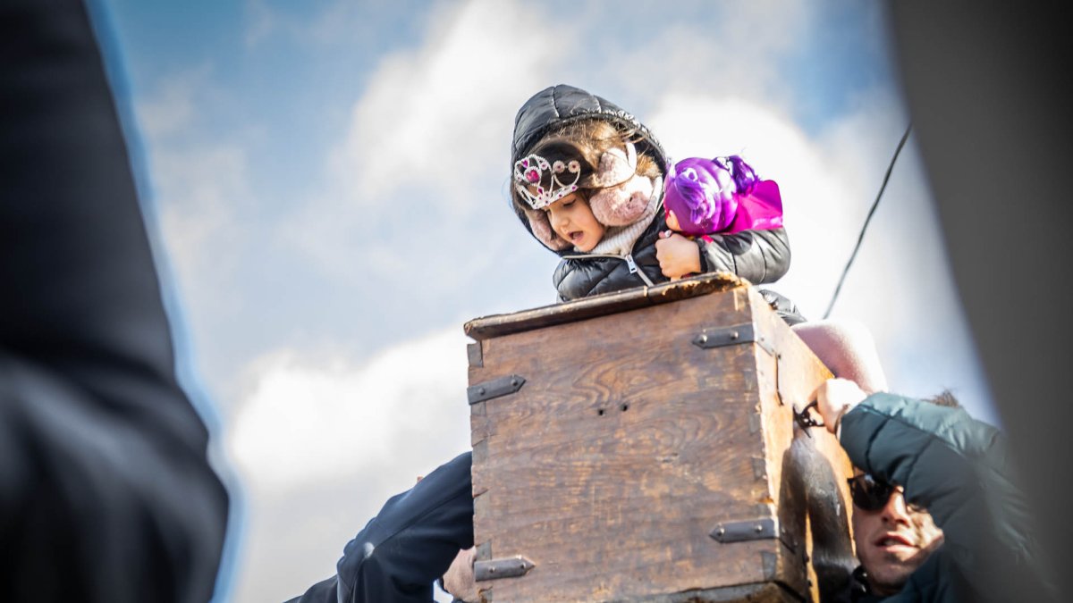 El Arca viaja de Almarza a San Andrés, manteniendo vivas las raíces de una tradición única.