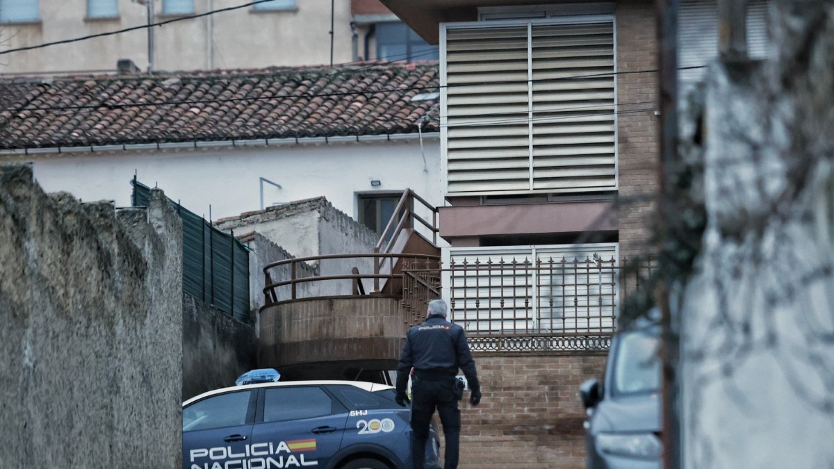 Operativo policial el jueves junto a la cochera.