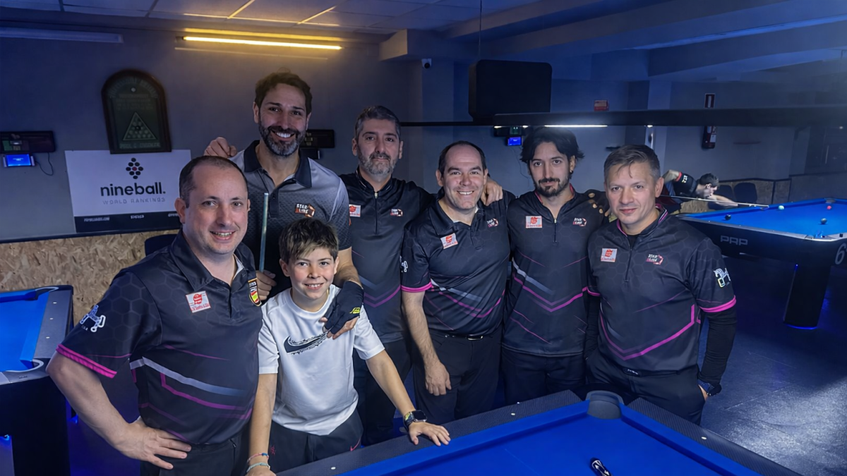 Los integrantes del Círculo Amistad Numancia.