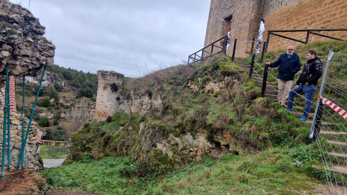 Visita a la zona del castillo de Calatañazor en la que se realiza la intervención.