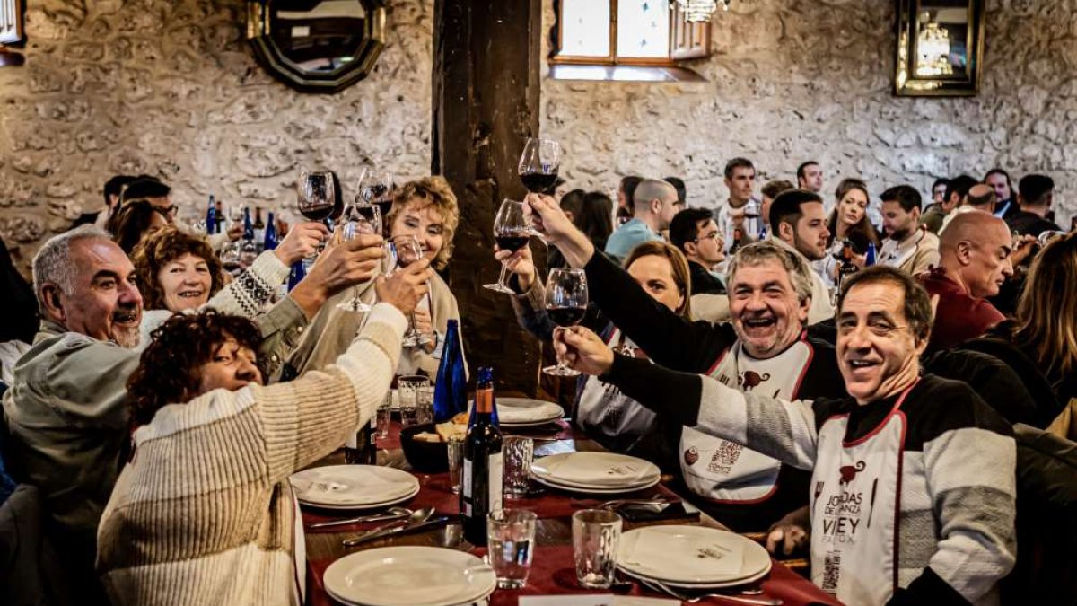 Los comensales disfrutaron de un menú de 22 platos