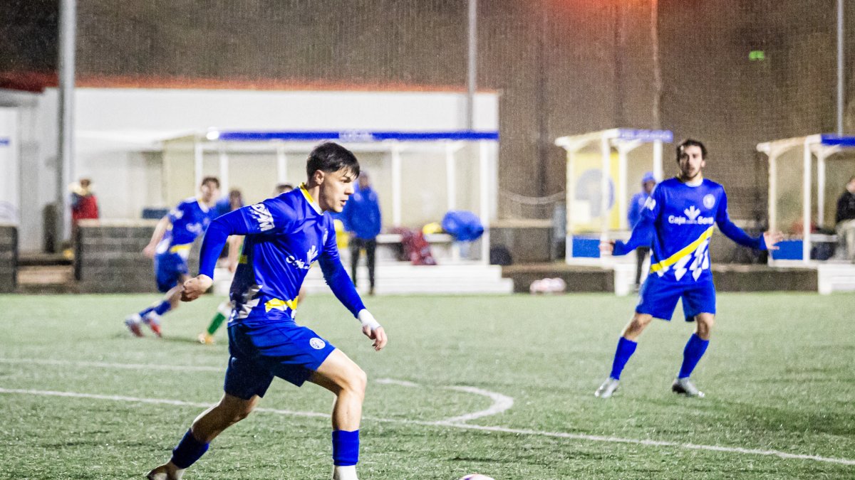 Un jugador del Calasanz durante un partido en el José Andrés Diago.