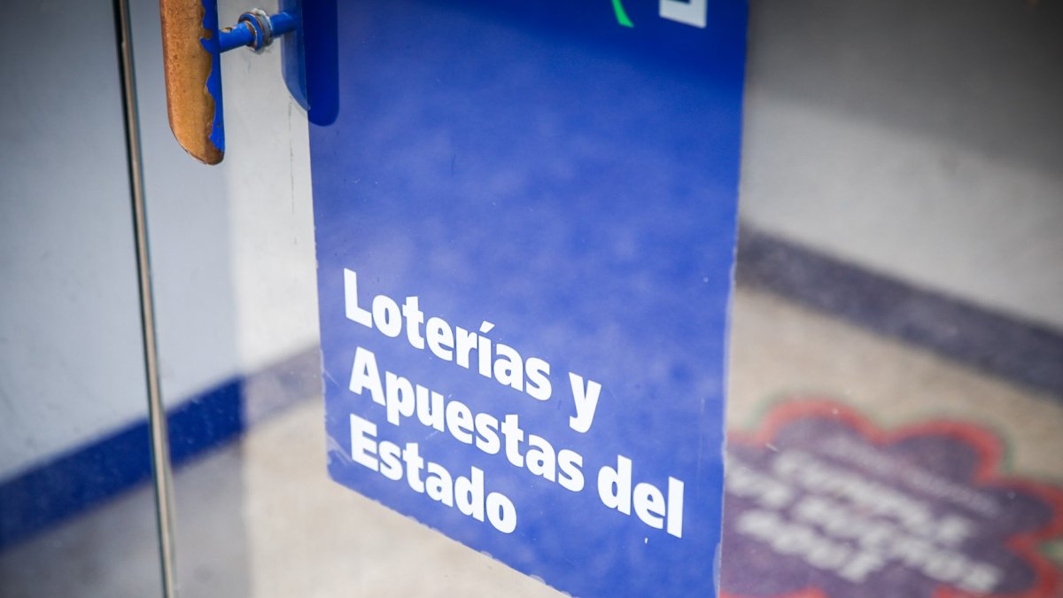 'Hacienda somos todos'... especialmente si toca la lotería.