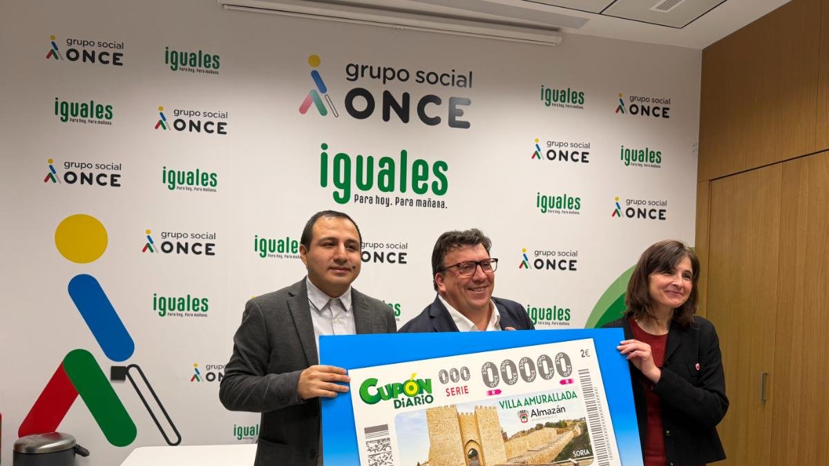 Presentación del cupón de la ONCE de Almazán.