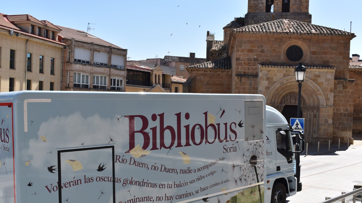 Bibliobús de la Diputación de Soria.