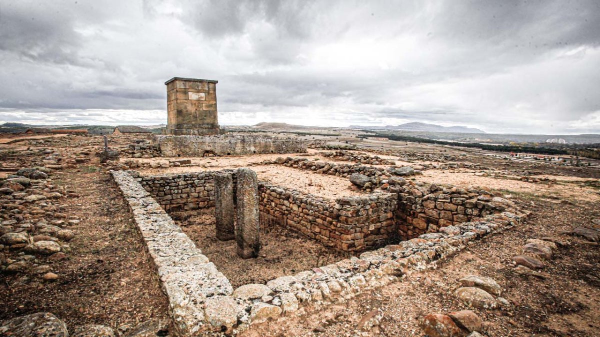 Restos de una vivienda en el actual yacimiento de Numancia.