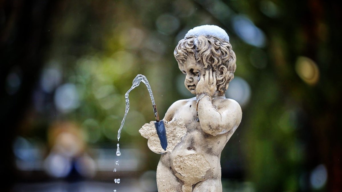 Estado actual de la fuente del niño meón.