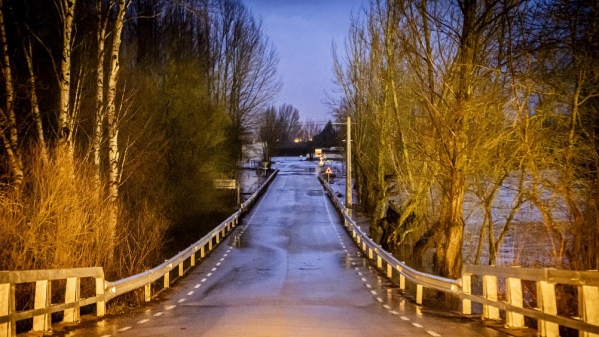 Carretera de Garray a Tera.