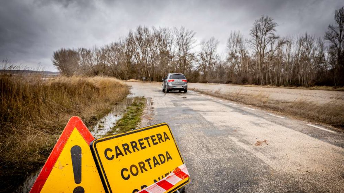 Ríos y arroyos fuera de sus cauces tras la acumulación de lluvias