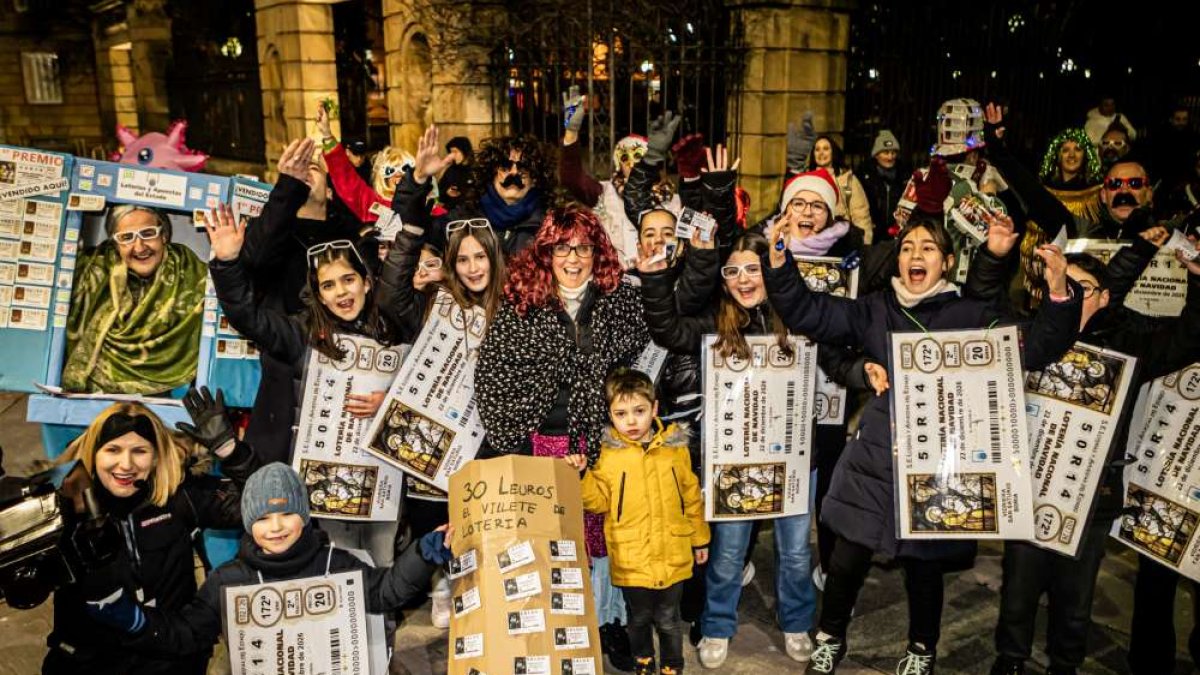 Un desfile de disfraces muy divertido y elegante