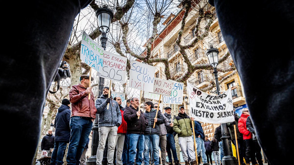 Concentración de archivo de los trabajadores de Losán.
