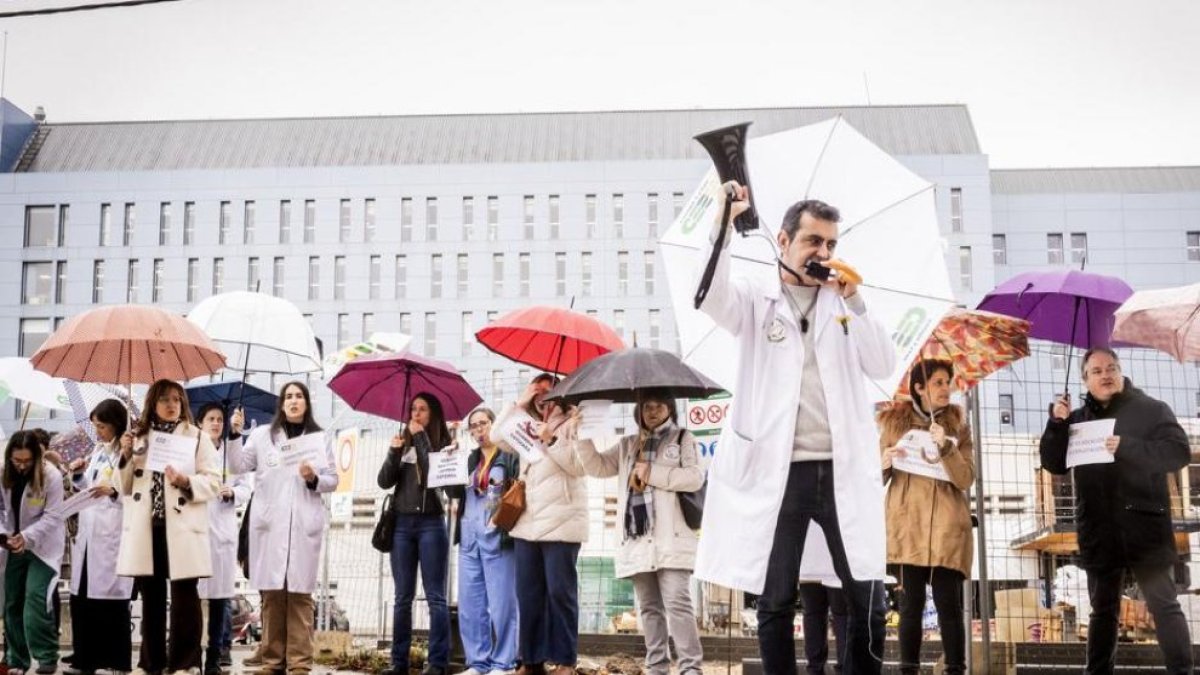 Imagen huelga de médicos de diciembre.