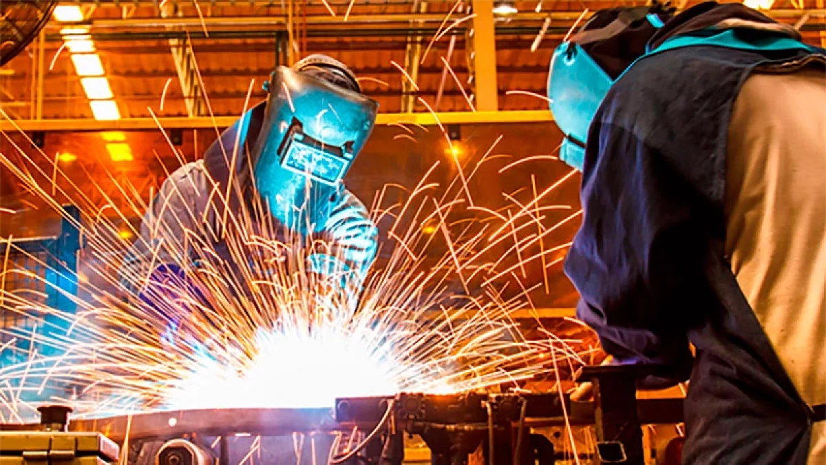 Trabajadores del metal.