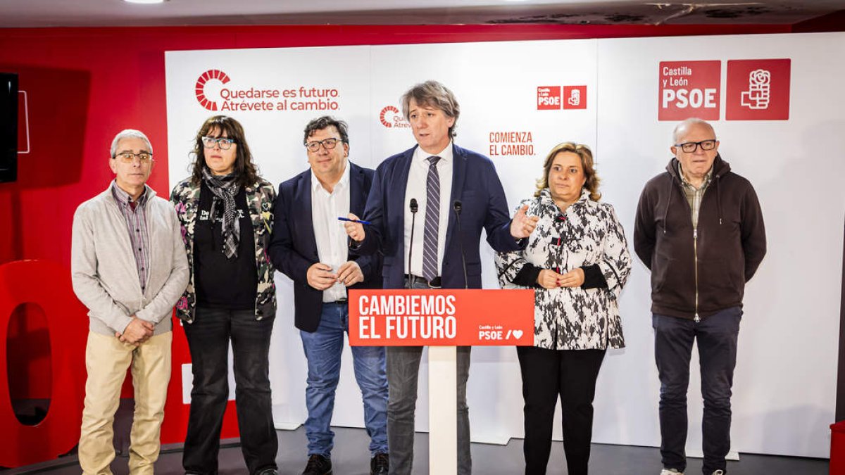 Carlos Martínez durante la presentación del programa.