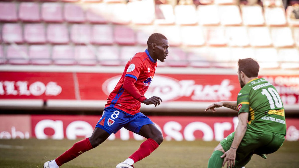 Moustapha durante el último encuentro rojillo en Los Pajaritos. 
