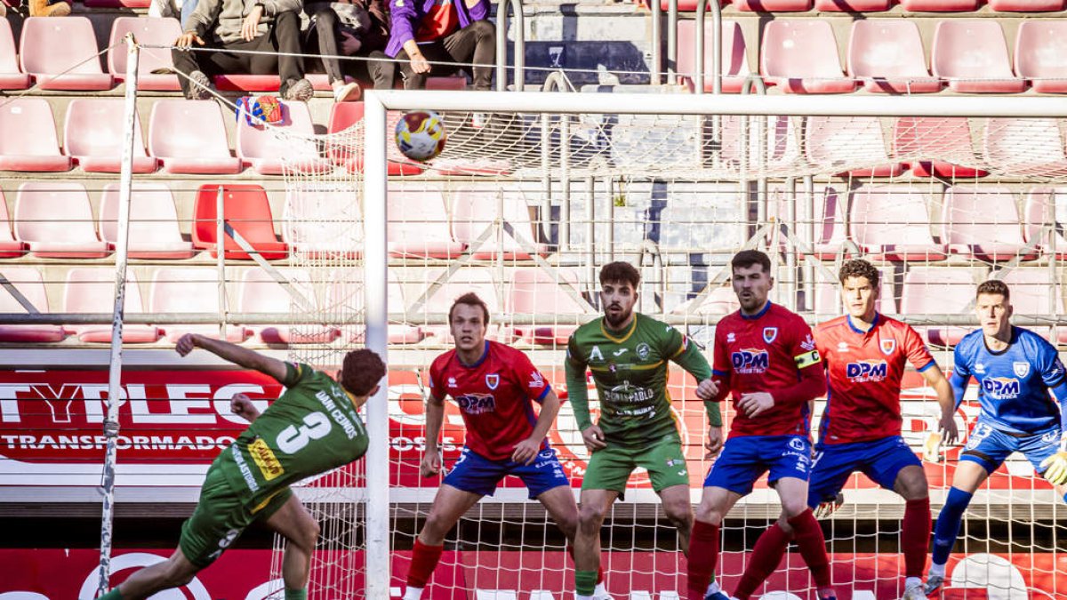 El Numancia afronta la recta final de la Liga con el objetivo de meterse en la promoción de ascenso.