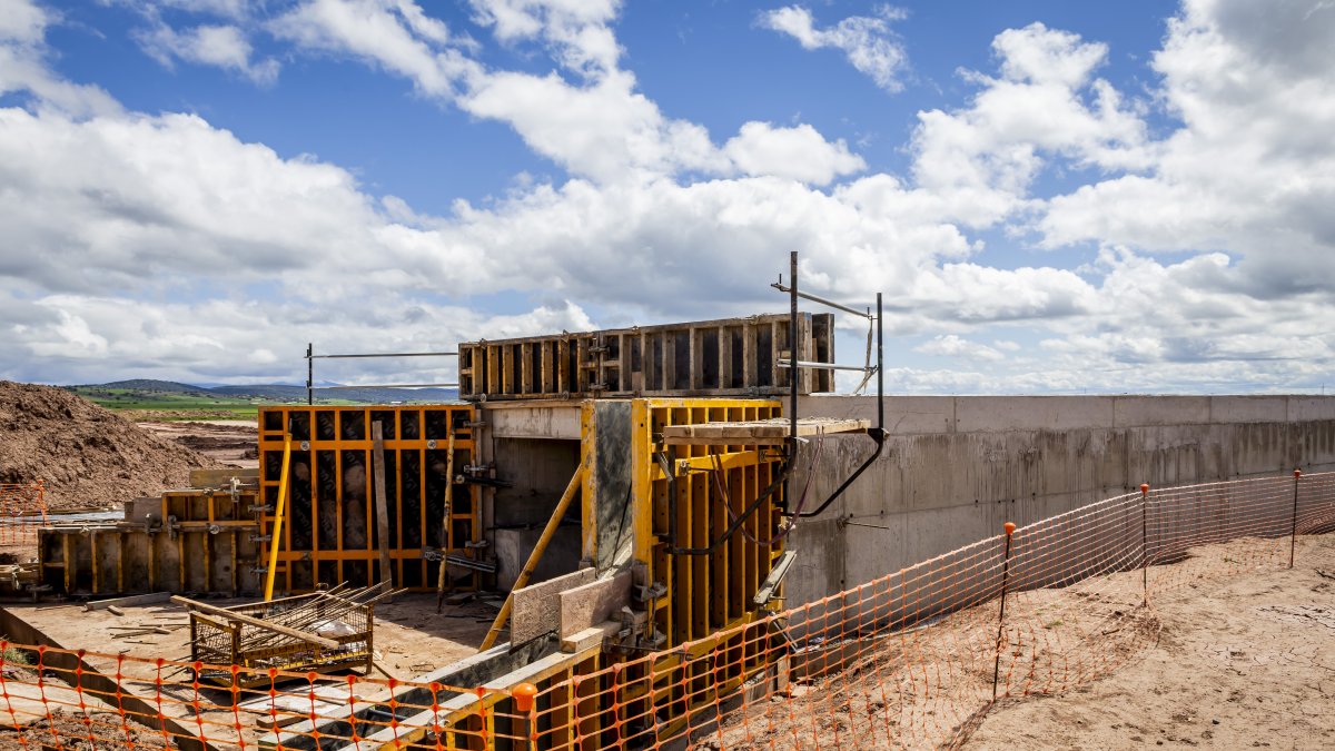 Detalle de las obras de construcción del tramo Fuensaúco-Villar del Campo.