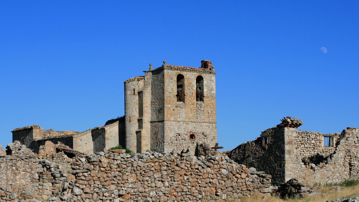 Peñalcázar, un pueblo con historia milenaria, ahora fantasma