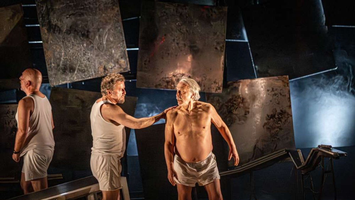 Una adaptación a las tablas por Ignacio del Moral y Javier Hernández-Simón