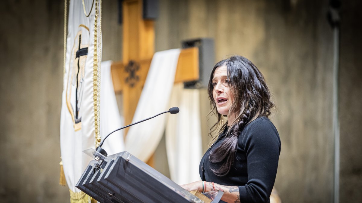 El pregón de la Semana Santa a cargo de la cofrade de la Flagelación Chiara de Luca.