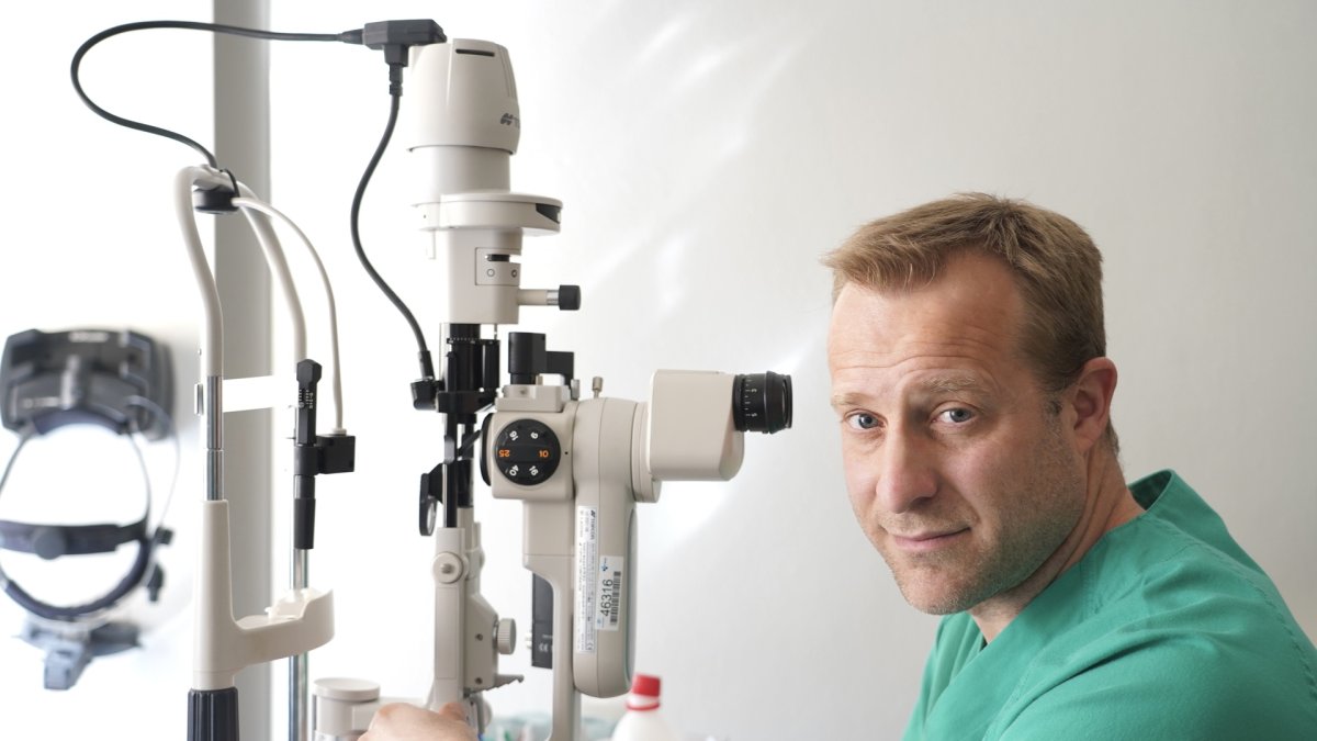 Salvador Pastor Ioate, oftalmólogo del Hospital Clínico Universitario de Valladolid e investigador del IOBA.