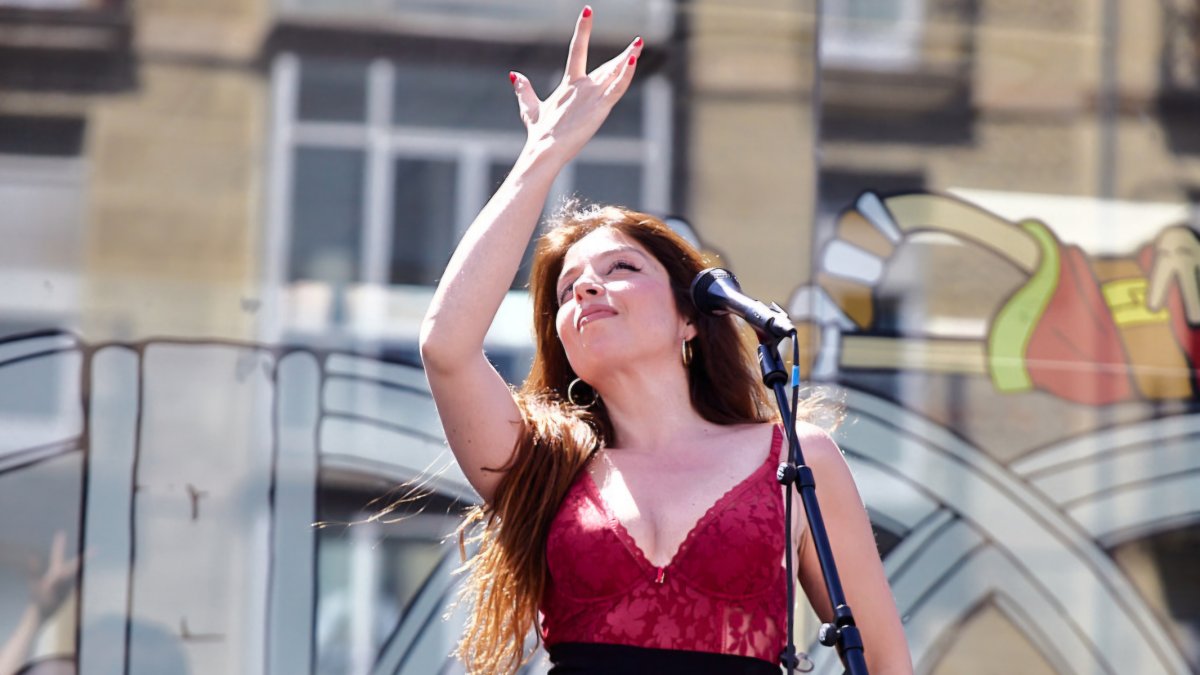 La artista ha sido la encargada de inaugurar el ciclo Transfusión Flamenca.