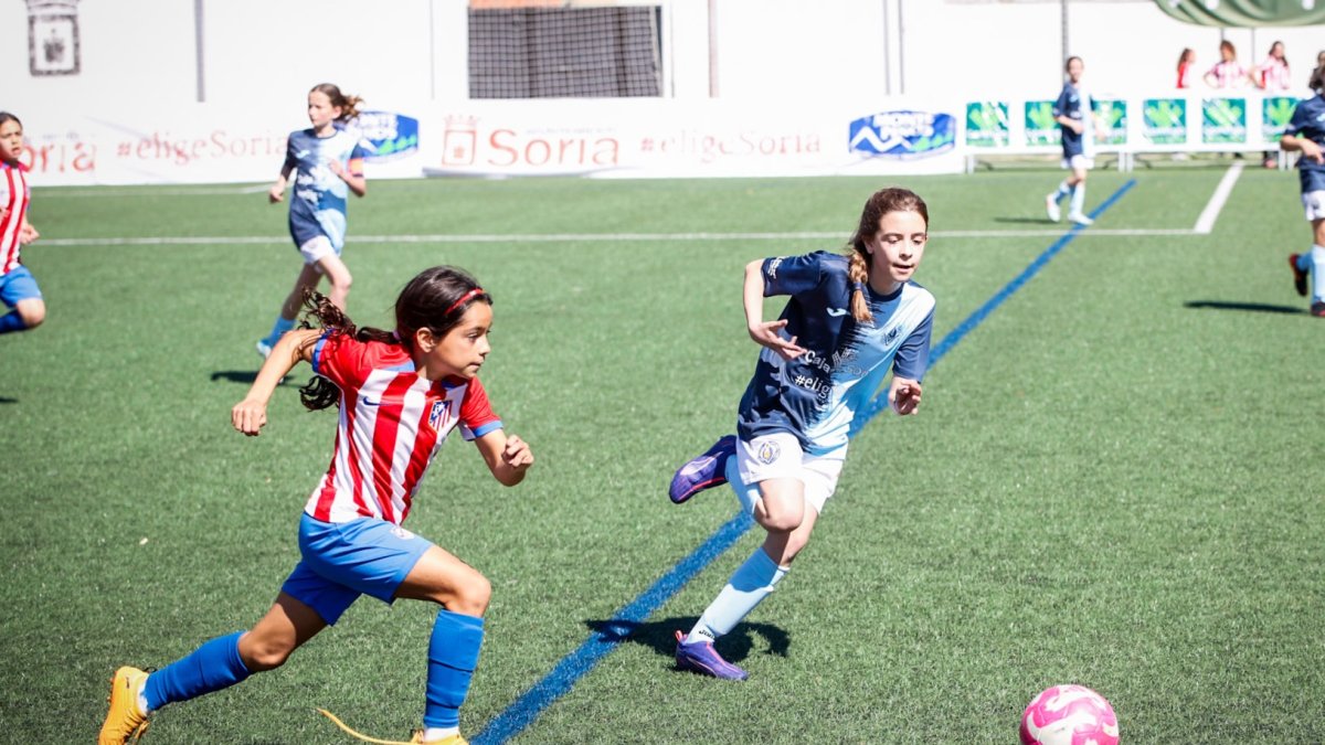 El torneo organizado por el San José reunió a 10 equipos nacionales.