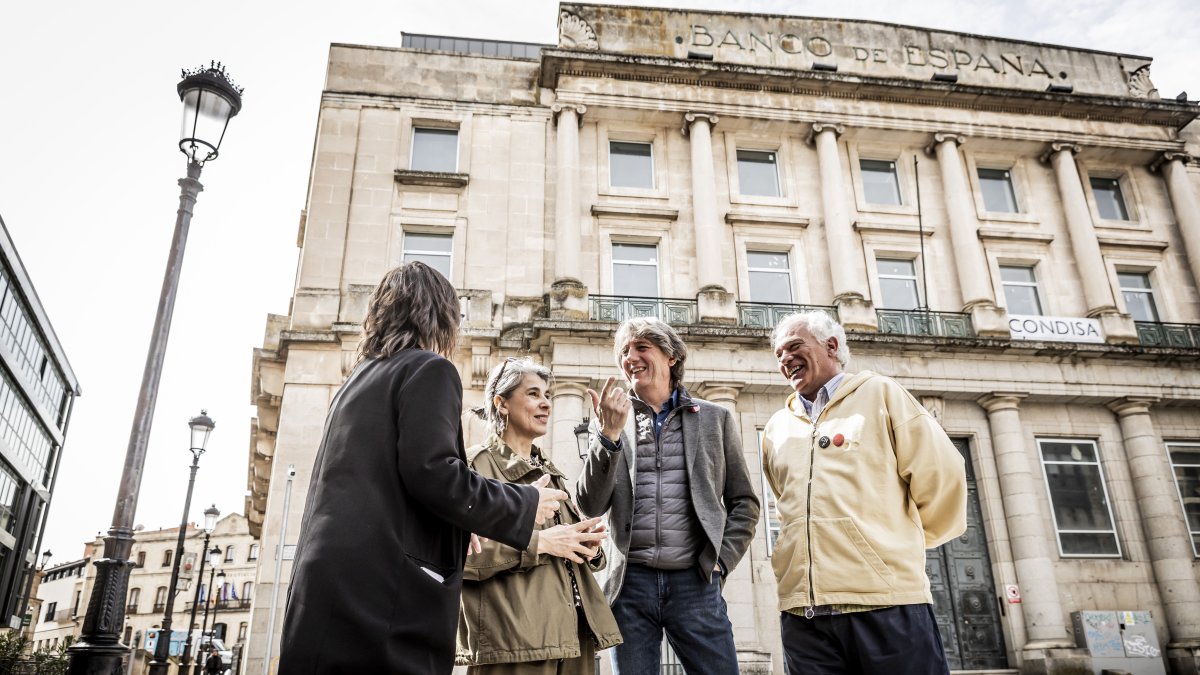 De izquierda a derecha Gloria Gonzalo; Mónica Carabias, Carlos Martínez y Pedro Vicente-Mullor.