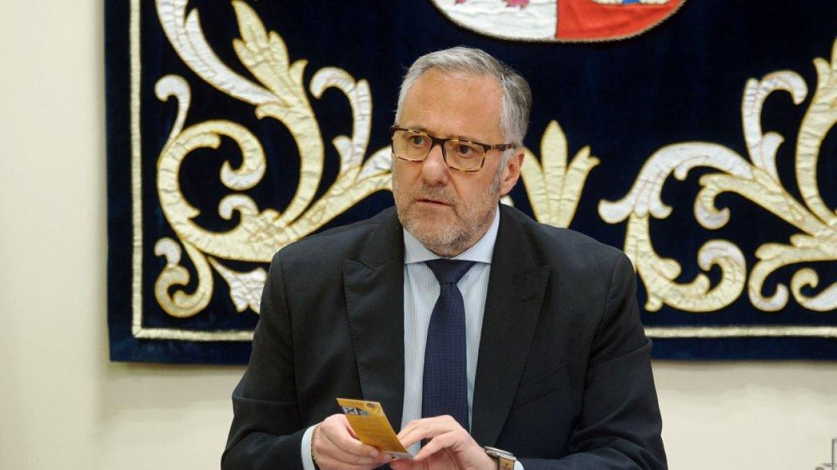 El presidente saliente de las Cortes de Castilla y León, Carlos Pollán, en una imagen de archivo.