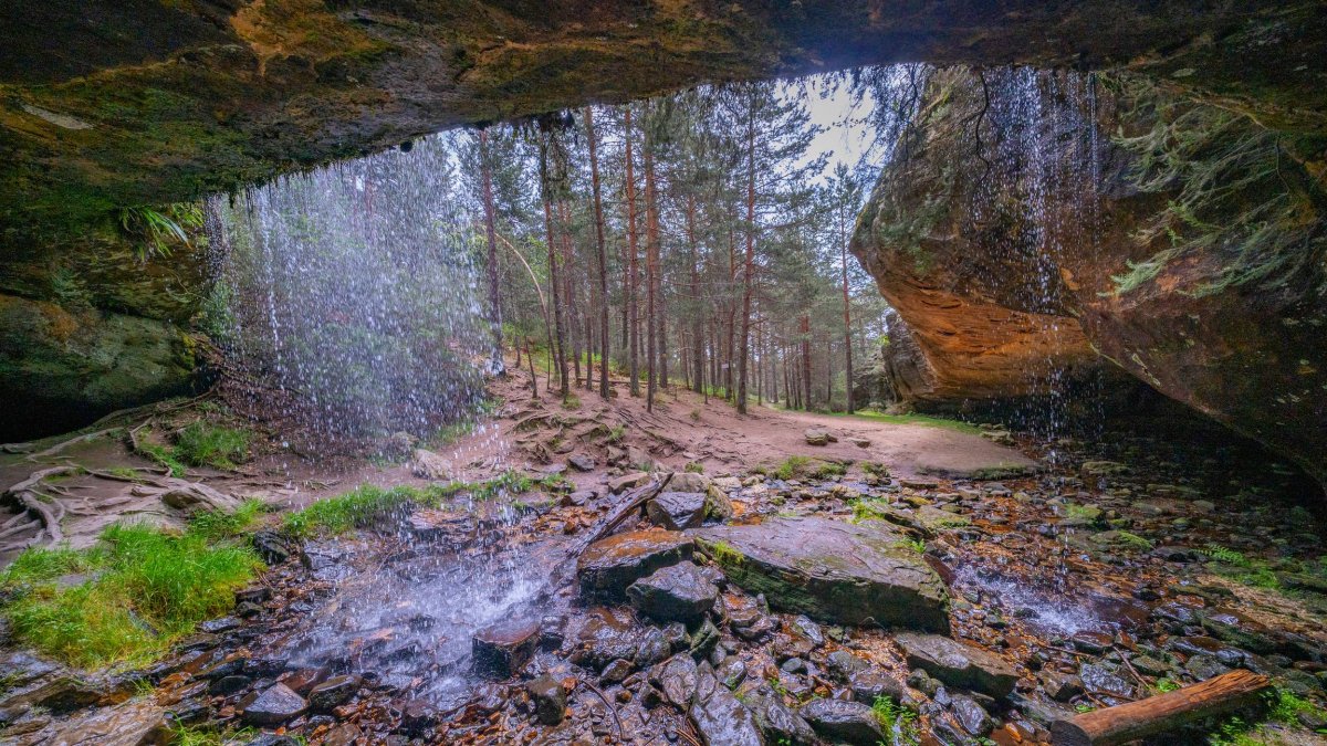 Cueva Serena, en la Sierra de Urbión, uno de los paisajes de agua más espectaculares del entorno donde nace el río Duero