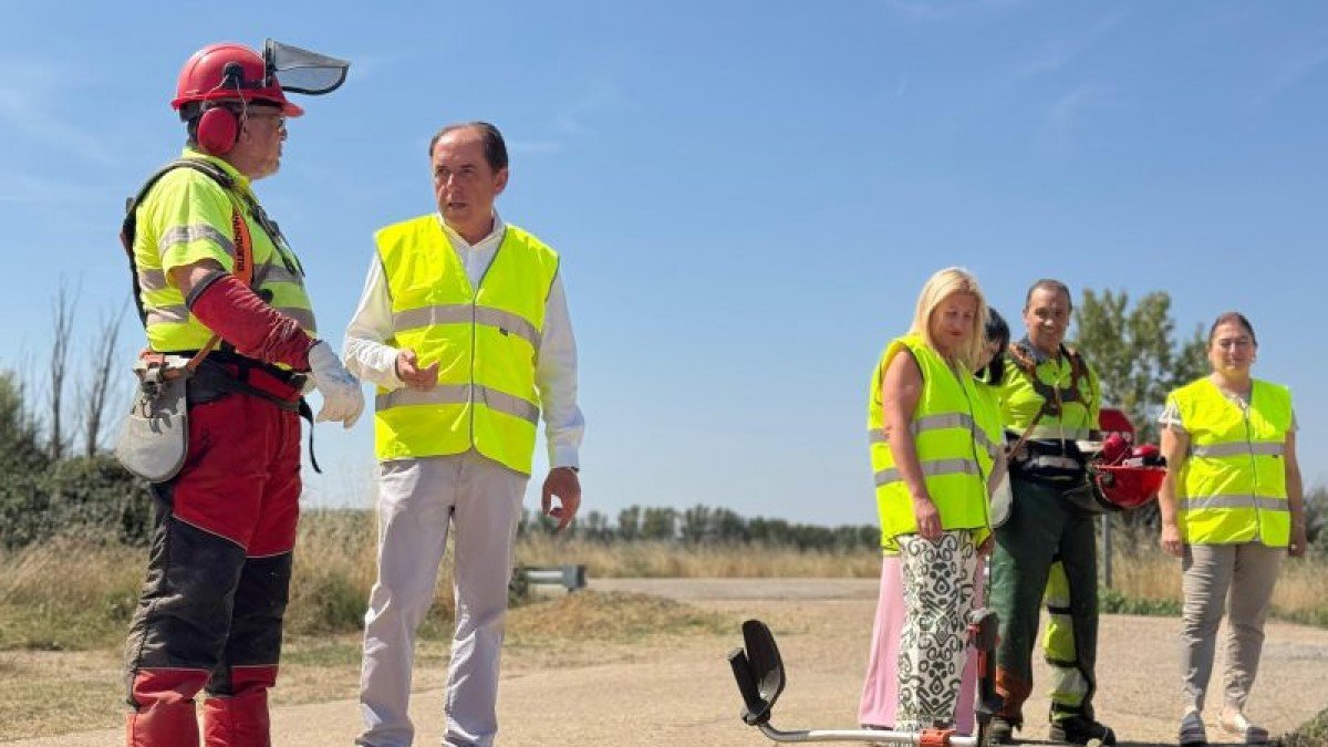 Visita a una brigada forestal en Tardesillas.
